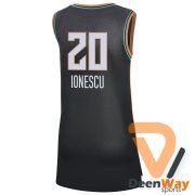 Basketball Jersey Outfit Women